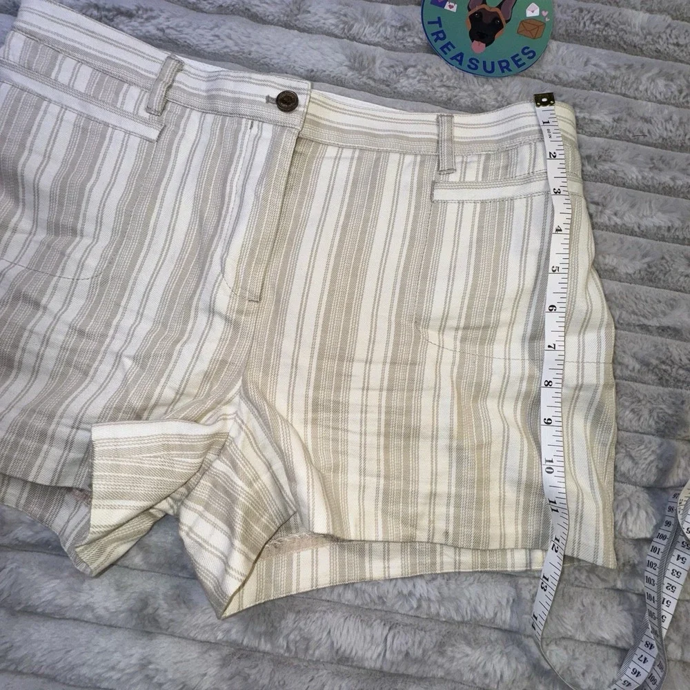 Tory Burch Shorts Sz 8 Beige White Stripe 3